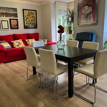 Triana Family Suites Seville Ngoại thất bức ảnh